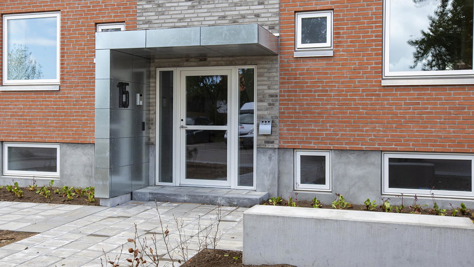 apartment Renoveret lejlighed - nye vinduer og indgang