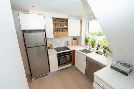apartment Lys indflytningsklar lejlighed med moderne køkken