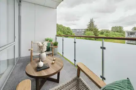 apartment Lys 2V lejlighed med stor altan nær Aarhus