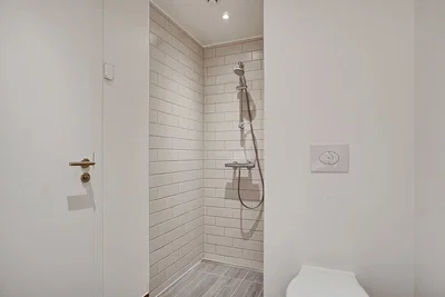 5-værelses rækkehus i tre etager - Gyldenrisvej, København S - 1