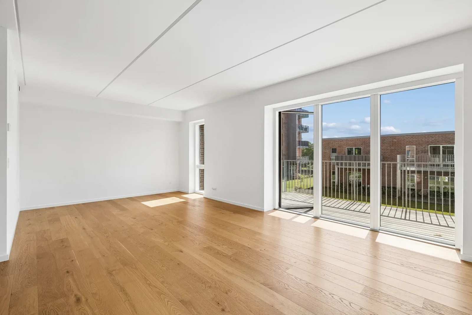 apartment Lys 3-værelses lejlighed med altan i Randers NØ