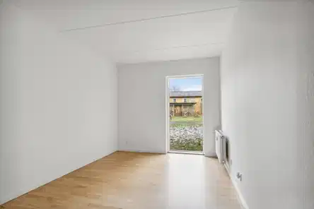 apartment 2 værelses lejlighed omgivet af skøn natur