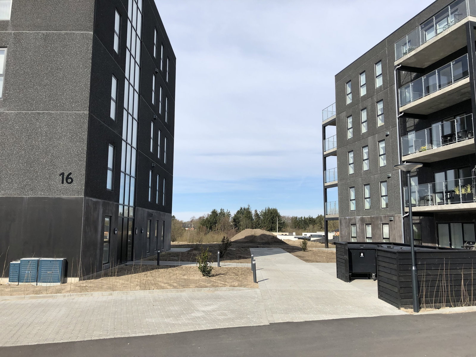 apartment Lys og moderne 100 m2 lejlighed med altan