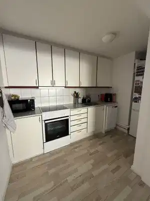 apartment Lys og rummelig 2-værelses lejlighed centralt