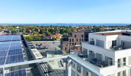 apartment Lys lejlighed med altan og flot udsigt