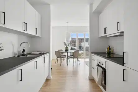 apartment Lys og velindrettet 3-værelses med altan