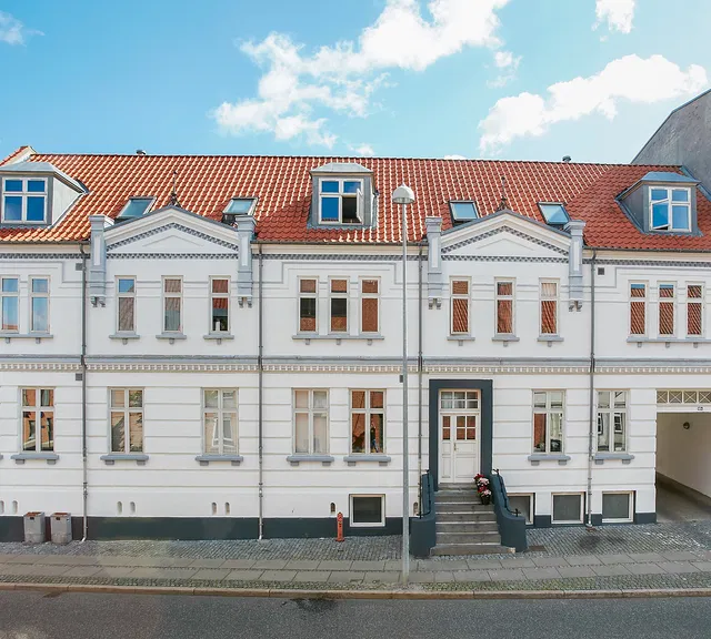 apartment 2 værelses lejlighed på 64m2