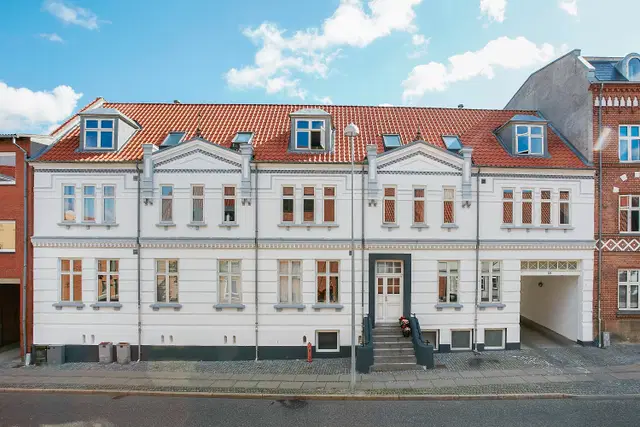 apartment 2 værelses lejlighed på 64m2