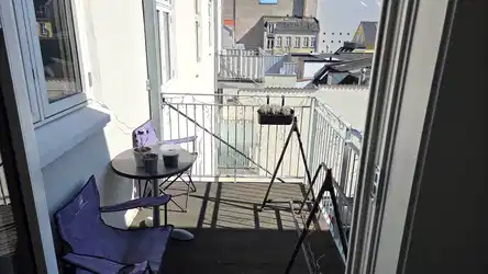 apartment Lys 2-værelses lejlighed i Aalborg C med altan