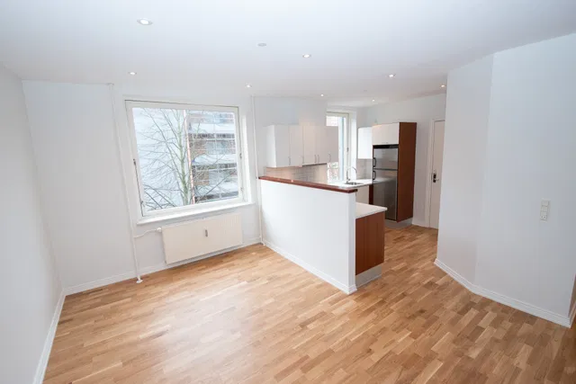 apartment Lys og indflytningsklar bolig med stort køkkenalrum