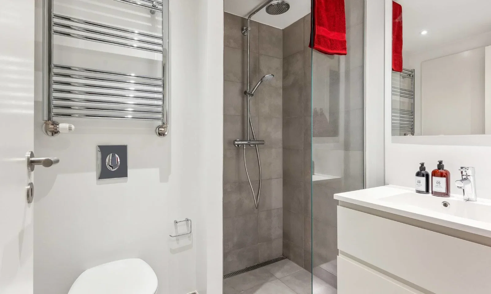 Lovely 2-room apartment with west-facing balcony – photo 5