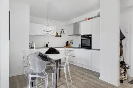 apartment Lys 3-værelses lejlighed med stor altan i Aalborg C