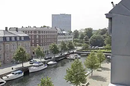 apartment Penthouse with 4 terraces and canal views, Christianshavn