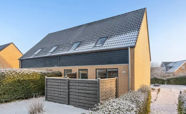 townhouse Lyst 5-værelses rækkehus med have i Regstrup