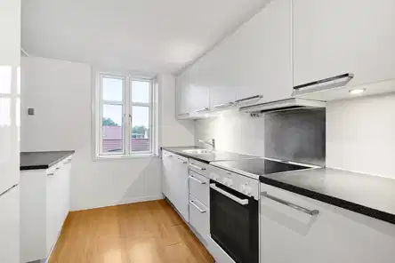apartment Plads til dele: Stor 5-værelses lejlighed i Vejgaard
