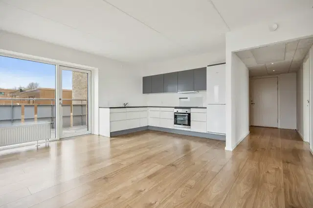 apartment Moderne 3-værelses lejlighed med altan og gratis parkering