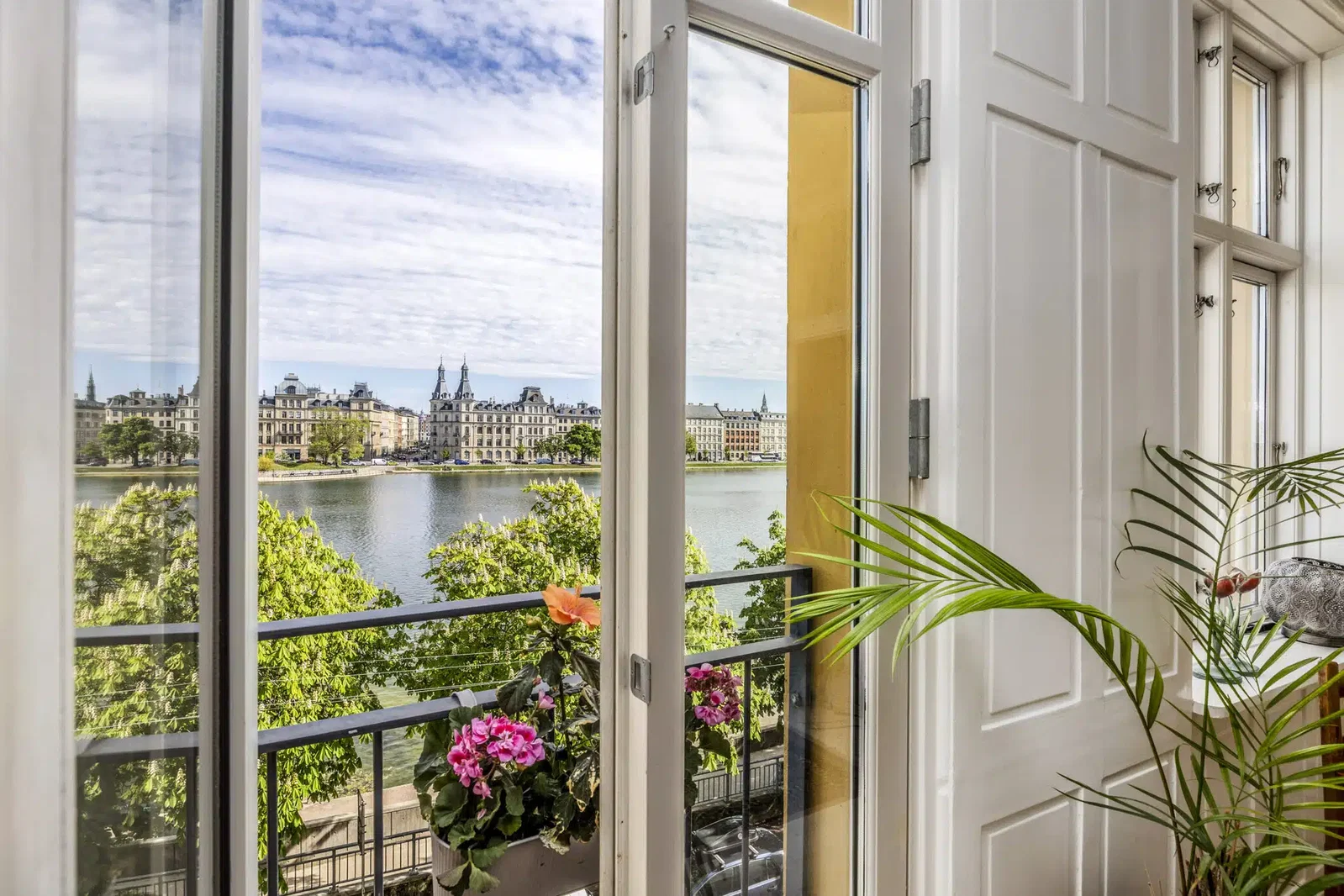 apartment Møbleret lejlighed med panoramaudsigt over Søerne