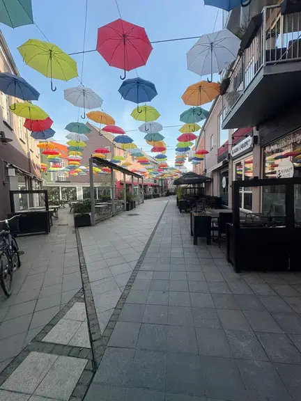 apartment Renoveret 4-værelses lejlighed i Midtpunktet