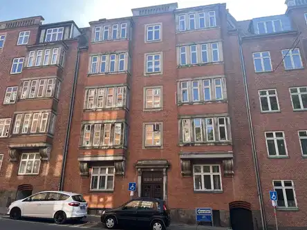 apartment Lækker lejlighed med 2 vær i Randers C