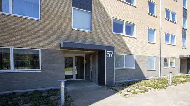 apartment Renoveret lejlighed med nyt badeværelse og vinduer
