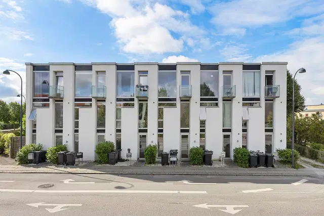 townhouse Lyst 3-plans rækkehus med 4 værelser og sydvendt terrasse