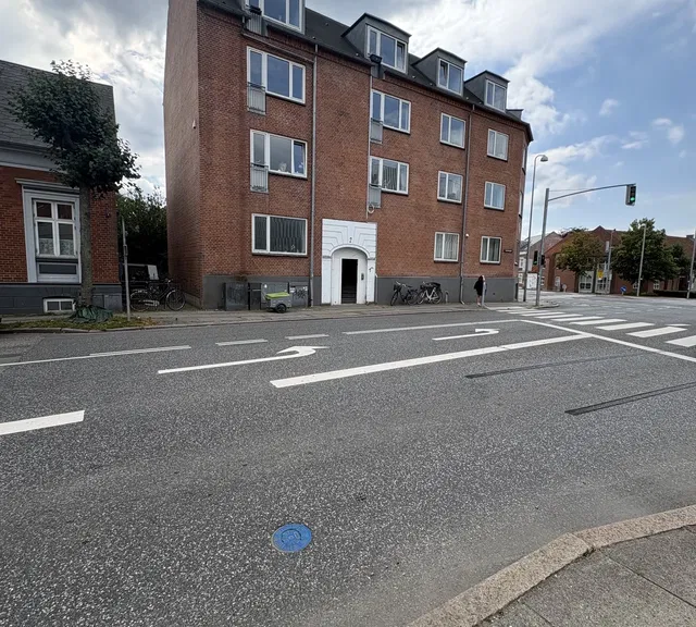 apartment Lys 2-værelses lejlighed i centrum med terrasse