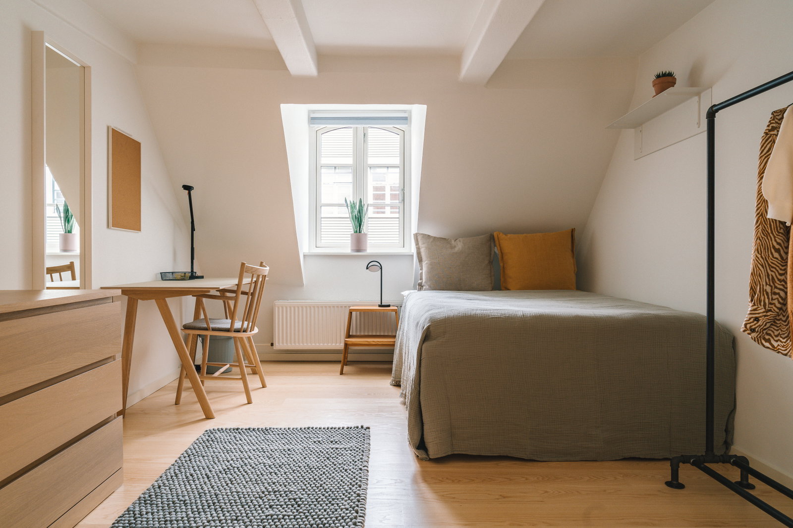 room Værelse i stor taglejlighed ved Pilestræde