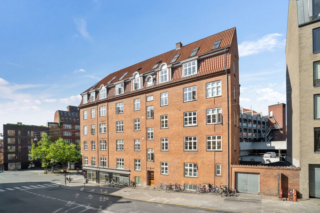 apartment Rummelig 3-værelses delelejlighed på Vesterbro Torv