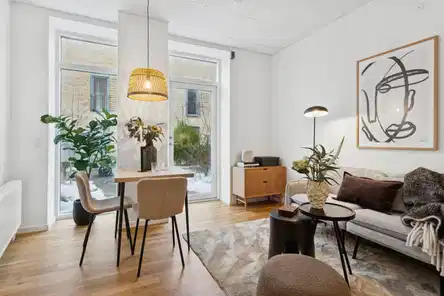 apartment Translation