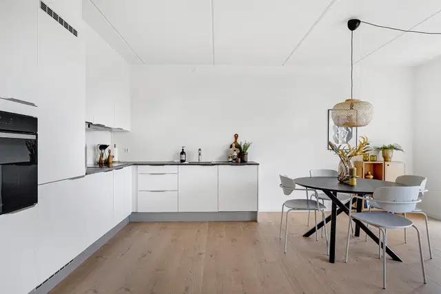 apartment 4 vær med altan