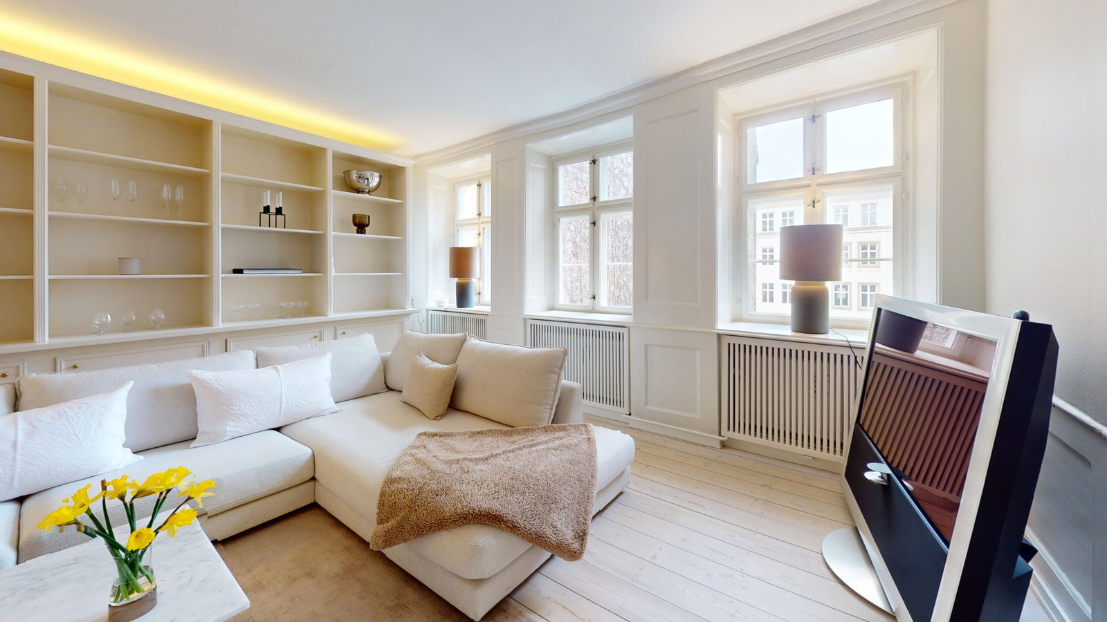 Visual presentation of the listing