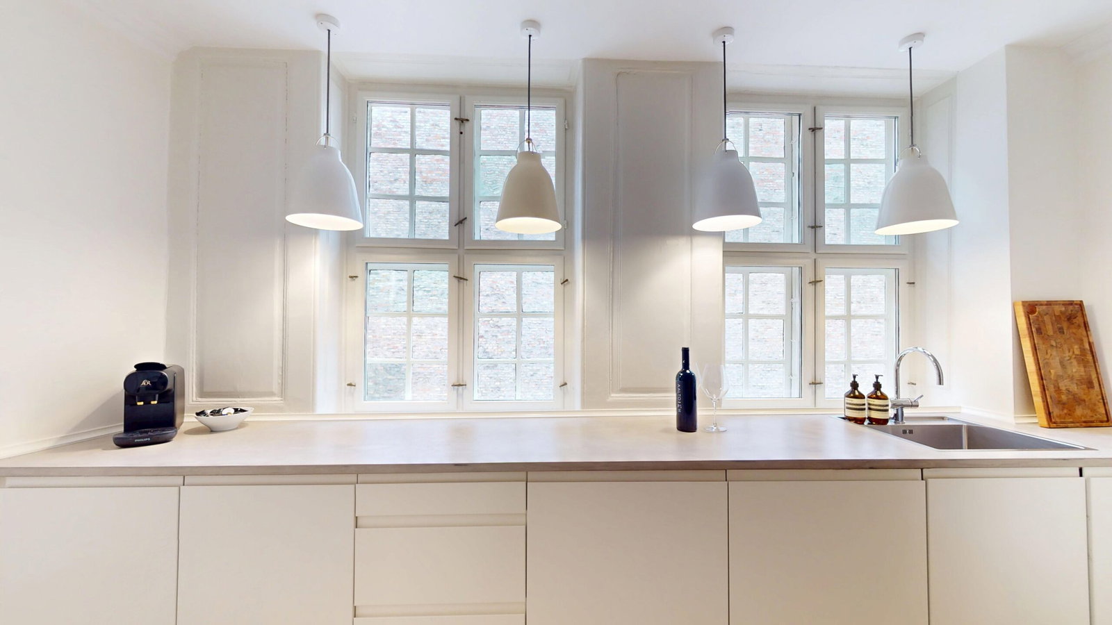 Visual presentation of the listing