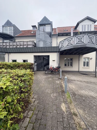 Rummelig 3-værelses lejlighed med altan - Vesterbrogade, Vejle - 1