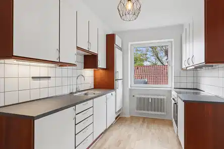 apartment Bright apartment with two private balconies
