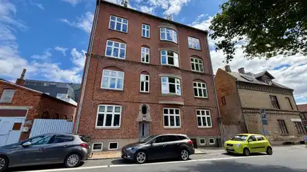 apartment Lys 3-værelses lejlighed på 77 m² i Odense C