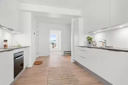 apartment 3 vær med køkkenalrum og altan