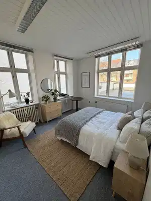 apartment Bright 3-room apartment on the ground floor – 89 m2 with large living area, separate toilet and bathroom