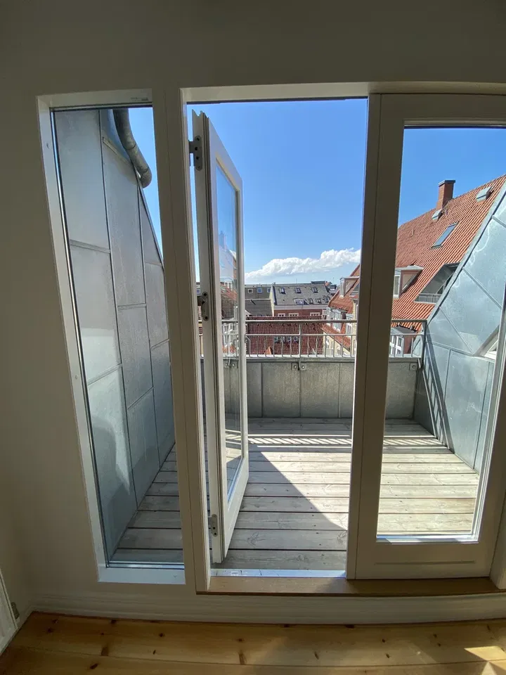 Charming Attic Apartment in the Heart of Aalborg – photo 1
