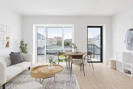 apartment Lys lejlighed med privat terrasse og depotrum