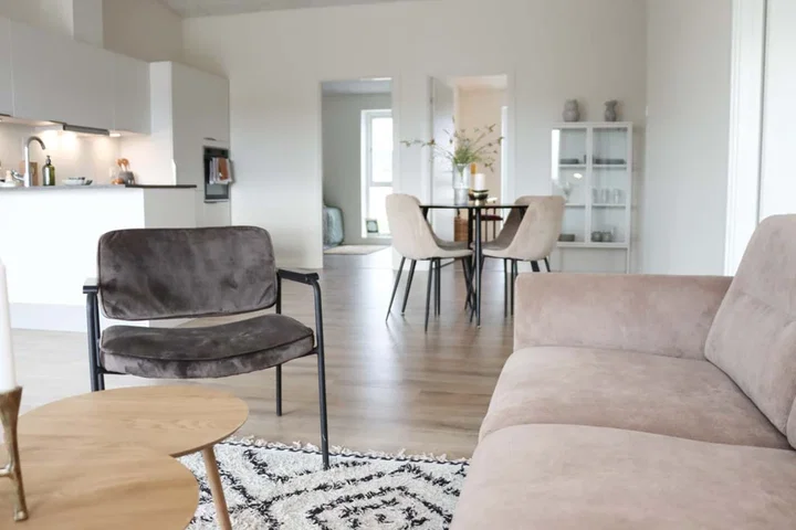 Lys bolig med åbent køkken-alrum og terrasse - Marie Kjærs Vej, Vejle Øst - 0