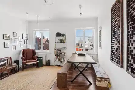 apartment Translation