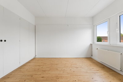 3-Room Apartment with Large Enclosed Balcony - Helletoften, Nyborg - 3