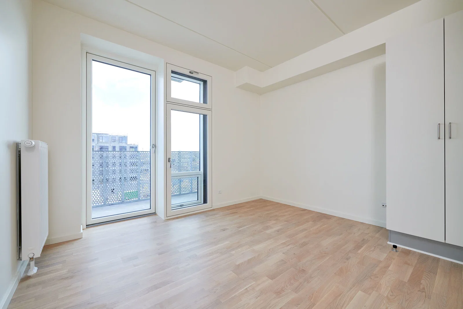 apartment 1-værelses lejlighed med altan og fællesarealer