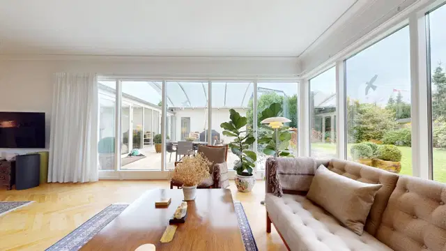 apartment Rummelig villa med charme og privat vestvendt have