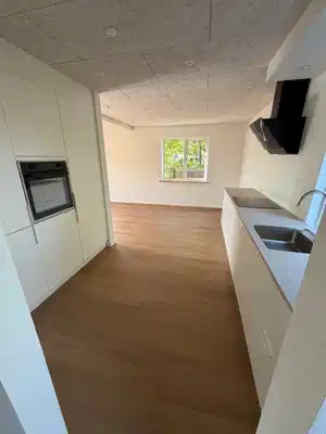 apartment Newly renovated 4-room ground-floor apartment with garden