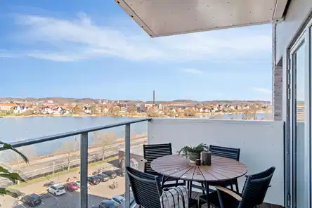 apartment Svanemærkede lejeboliger i første række til vandet