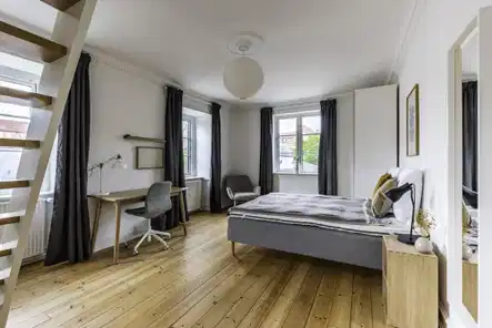 room Room in a modern 3-bedroom townhouse on Amager