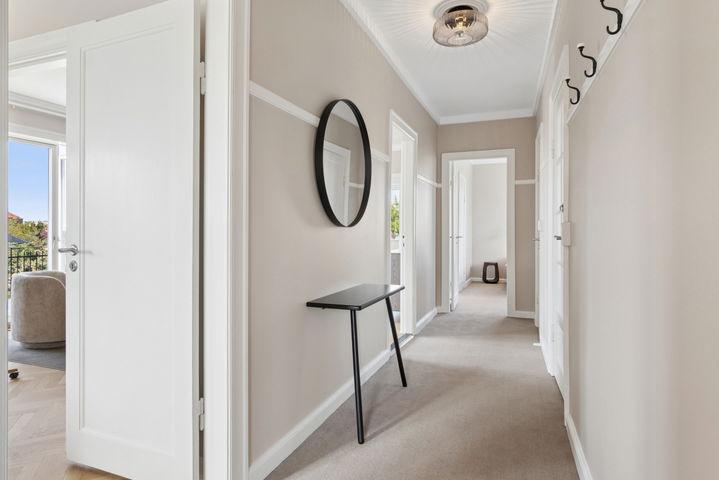 Furnished Villa Apartment with Sunny Terrace in Dyssegård - Røntoftevej, Dyssegård - 2