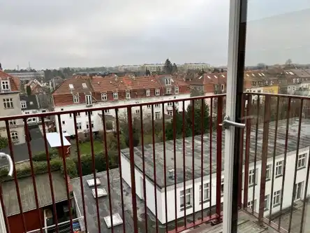 apartment Furnished and renovated 2-room apartment with a cozy balcony on the top floor of the building