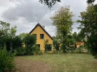 house <b>5-room rental</b> at <i>Bakkegårdsvej</i> in Tystrup village near Tystrup Lake and scenic surroundings with woods and fields.